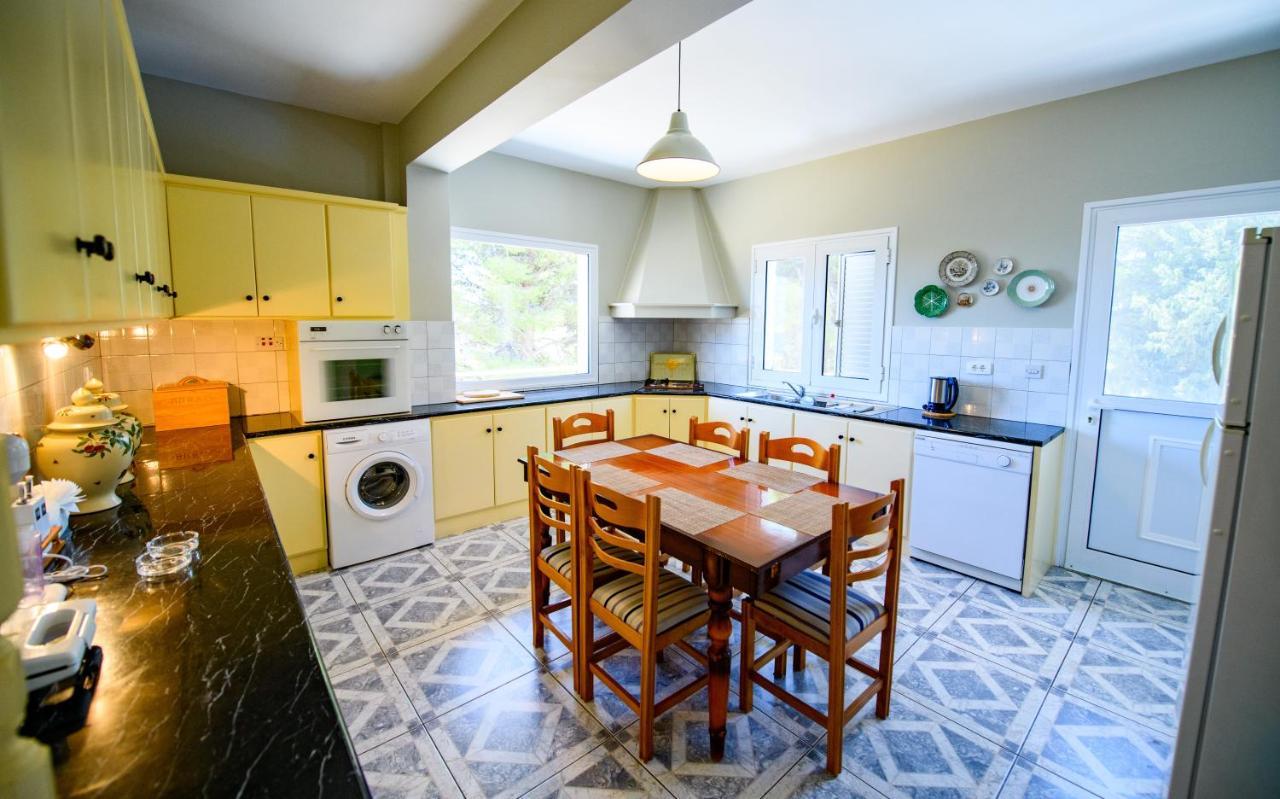 Pessada Bay Studios And Apartments Pesádha 외부 사진