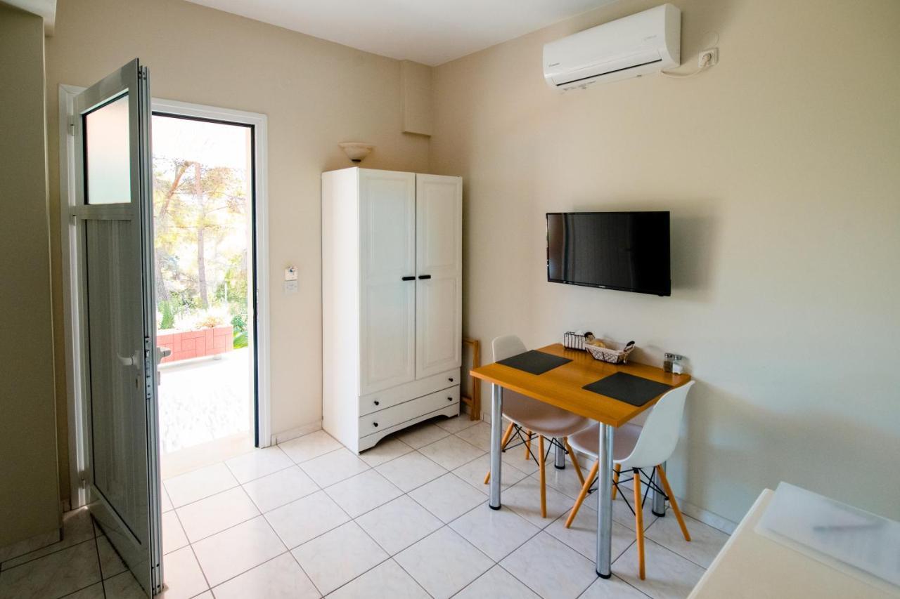 Pessada Bay Studios And Apartments Pesádha 외부 사진