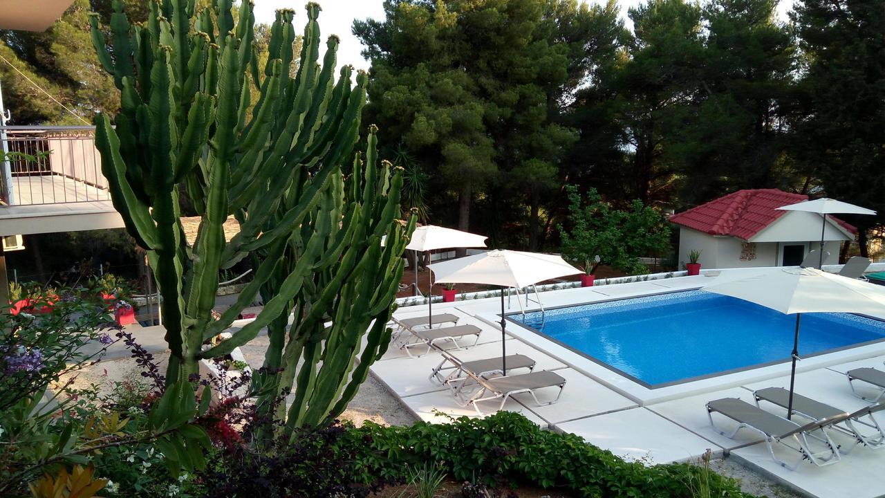 Pessada Bay Studios And Apartments Pesádha 외부 사진
