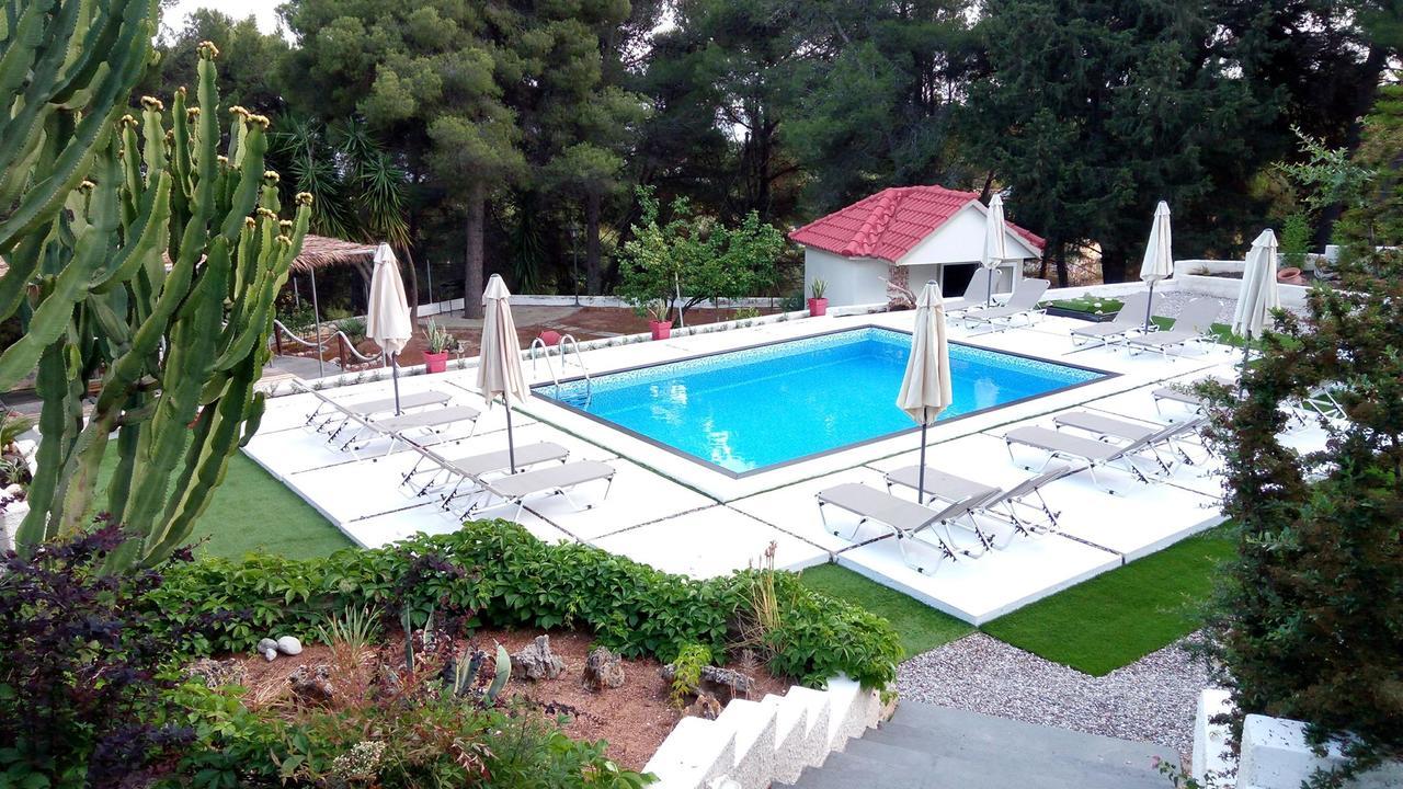 Pessada Bay Studios And Apartments Pesádha 외부 사진